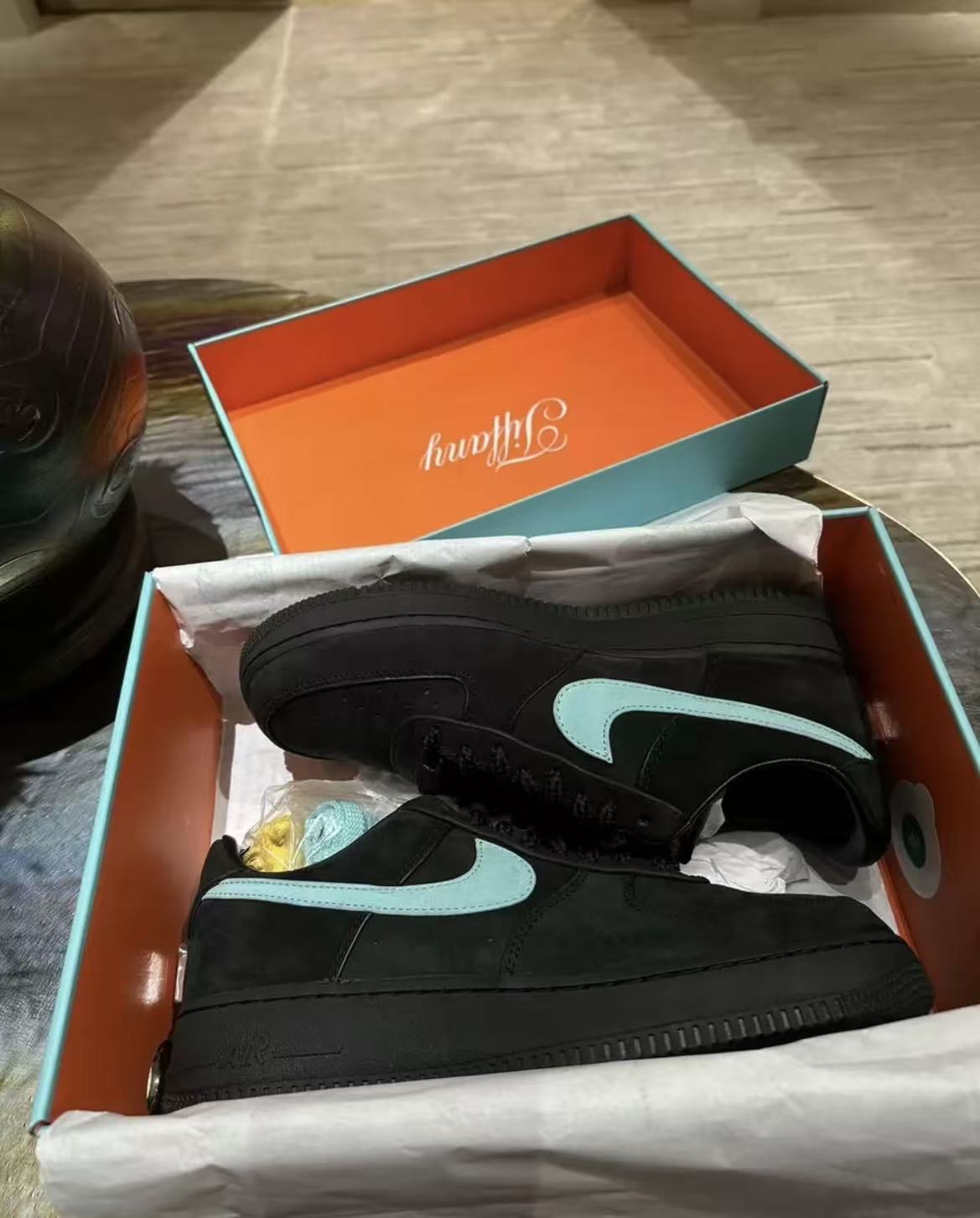 Tiffany & Co. x Nike Air Force 1 Low 