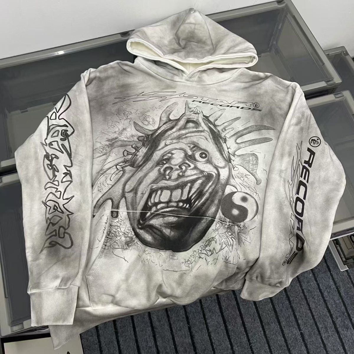 Hellstar Big Face Print Hoodie washed white