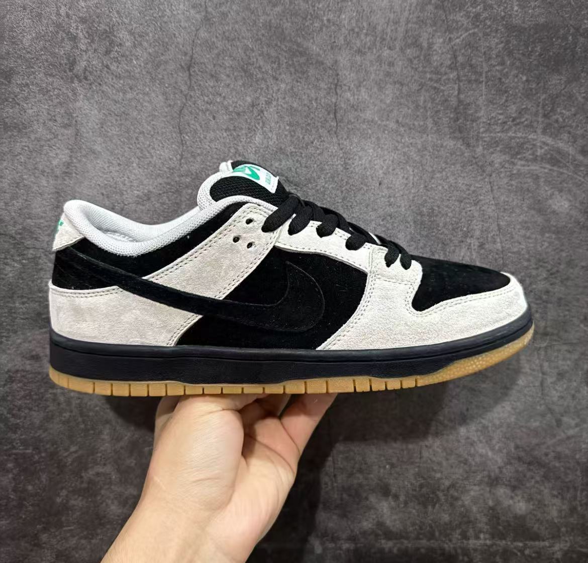 Nike SB Dunk Low 